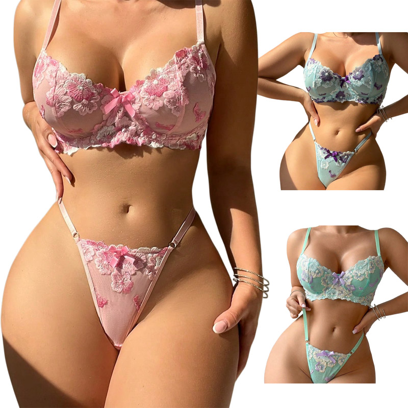 Embroidery Pink Floral Romanti - Table Number Gold recension och pris