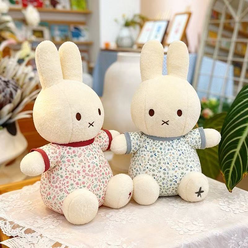 30cm Cute Miffy Rabbit Floral  - Good Floral & Wedding Decor Supply recension och pris